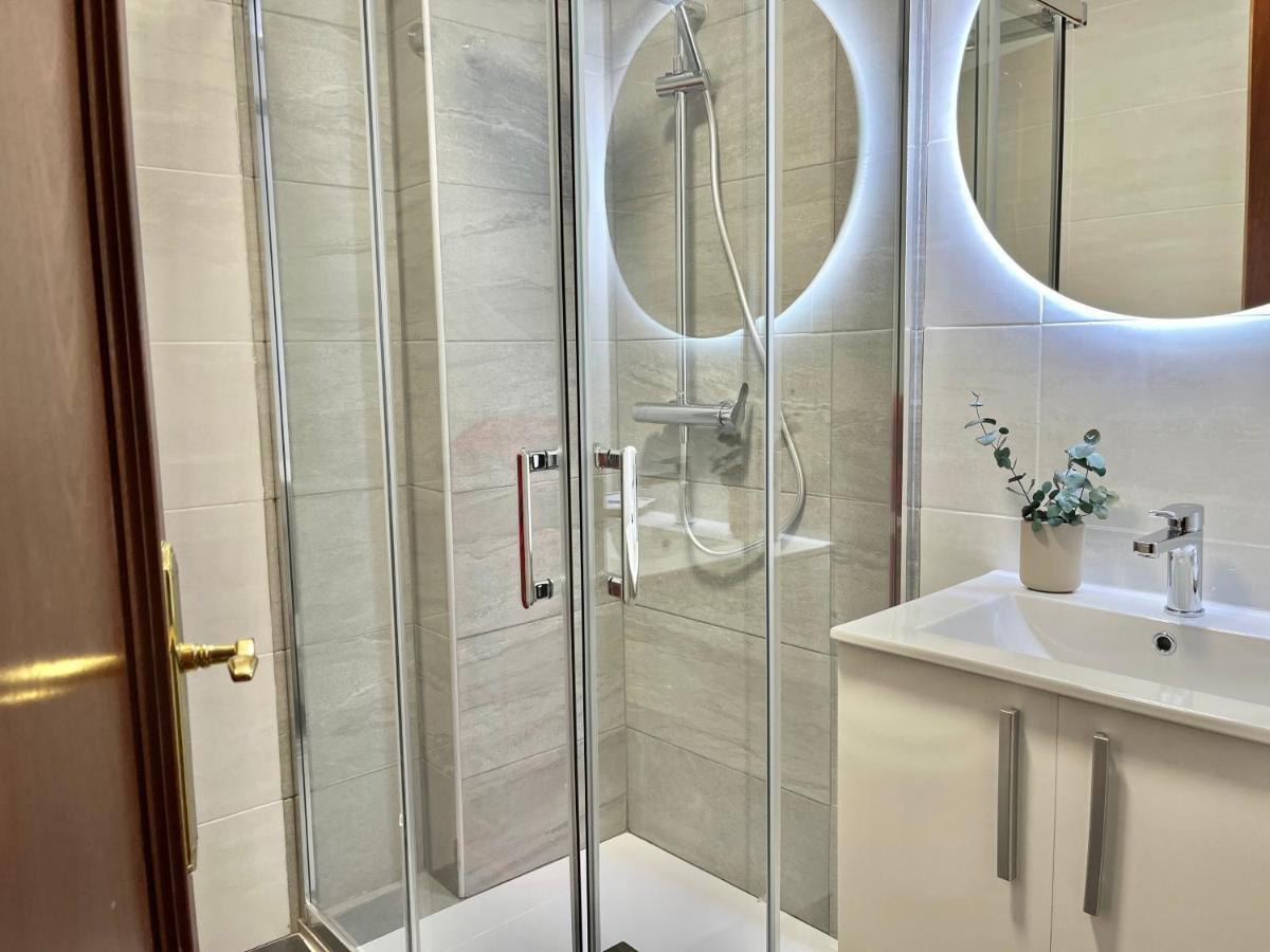 Nuevo Piso En Couto Apartment Ourense Bagian luar foto